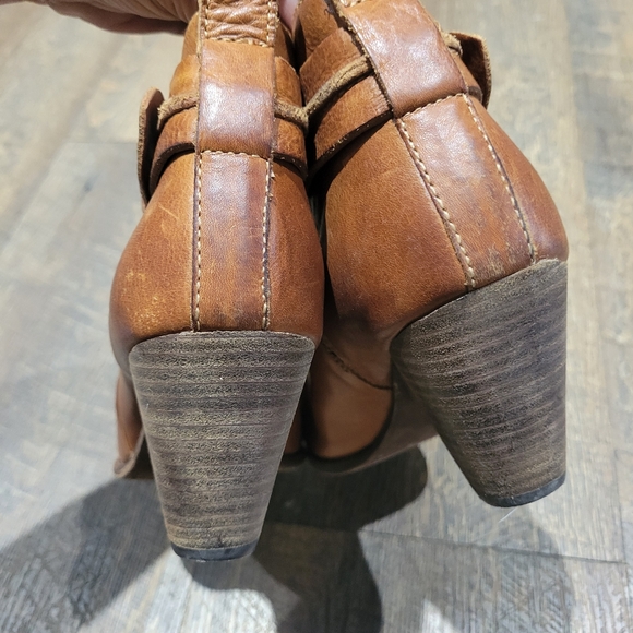 Frye Brown Leather Ankle Boots - Picture 16 of 16